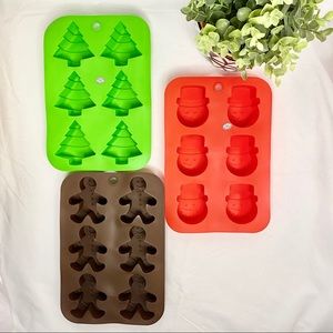 Christmas themed Silicone Baker Molds - new in bag